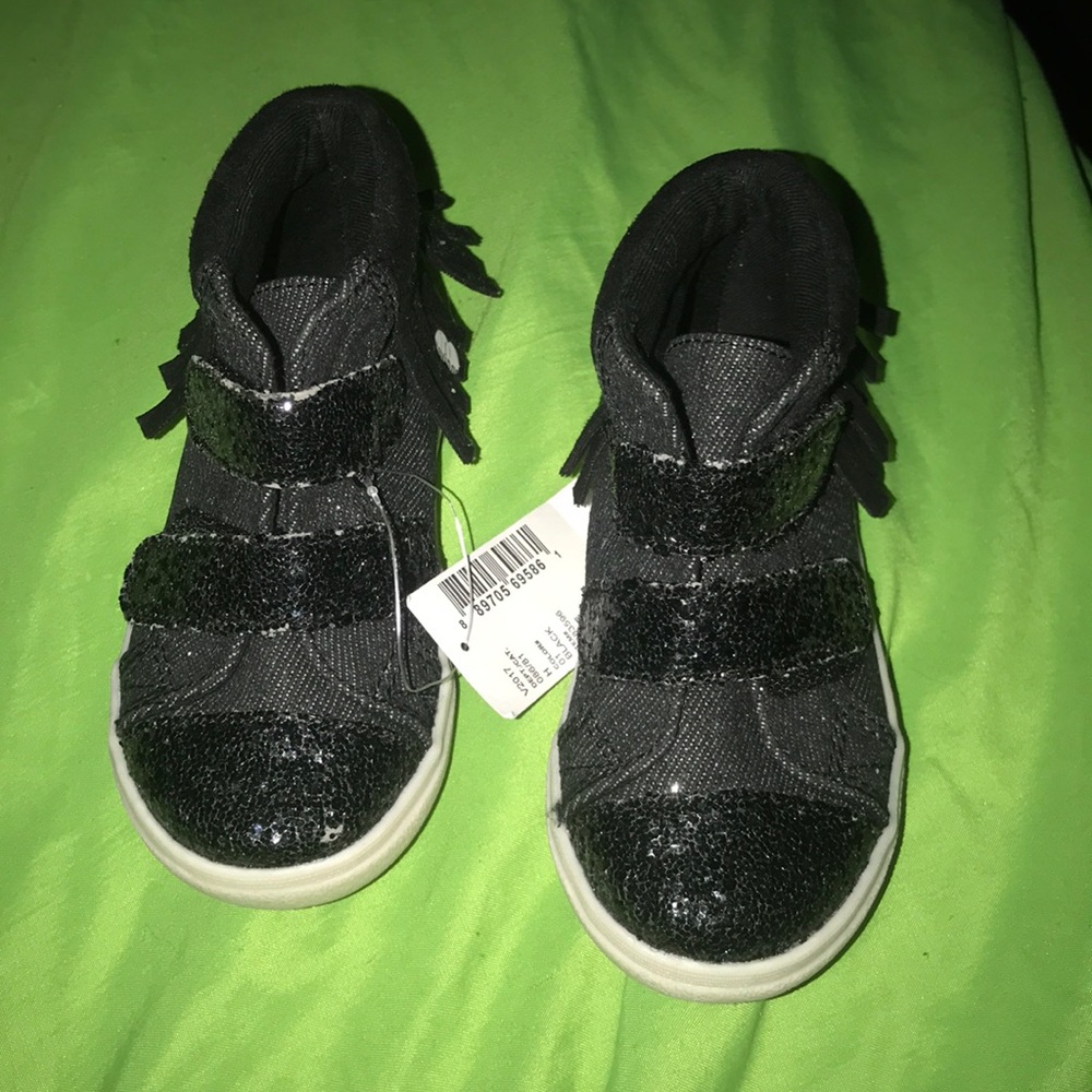 Baby girl fringe tennis shoes